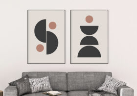 Minimalistische Kunst mit Figuren in neutralen Tönen