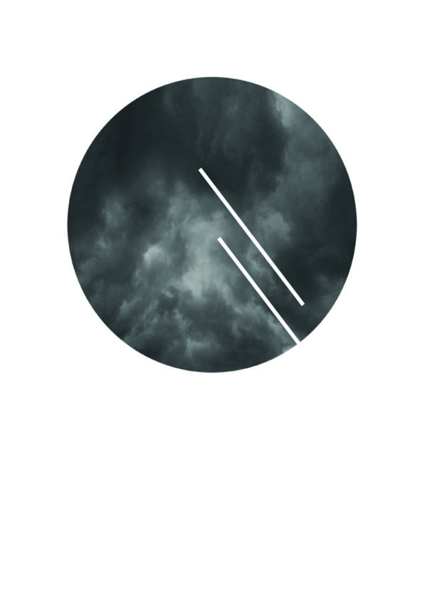 Minimalistisches abstraktes Motiv mit düsterem Himmel.