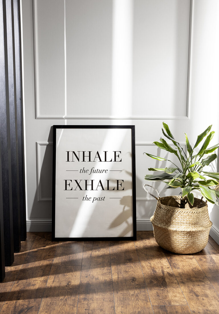 Minimalistisches Motivationszitat in modernem Design.