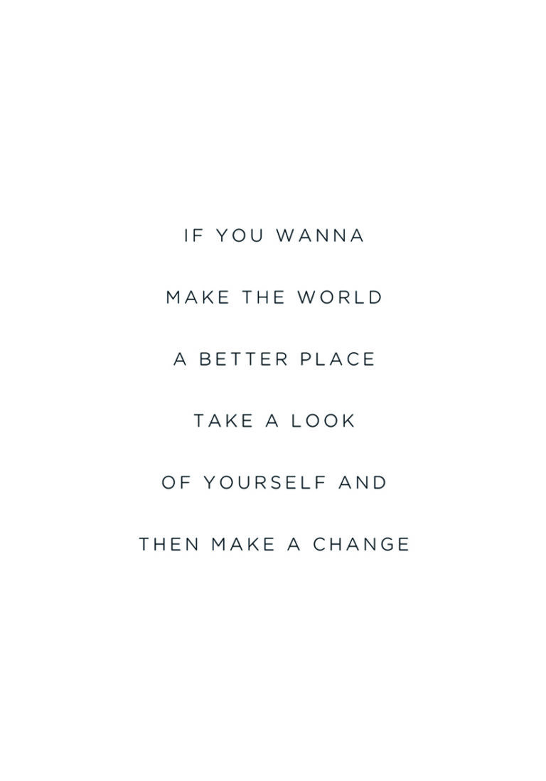 Minimalistische Typografie-Kunst mit Motivationszitat.