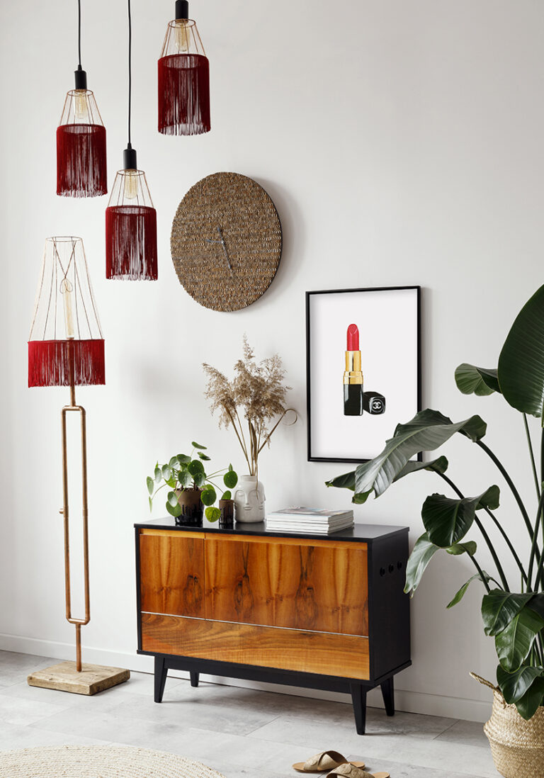 Elegante Illustration eines roten Lippenstifts