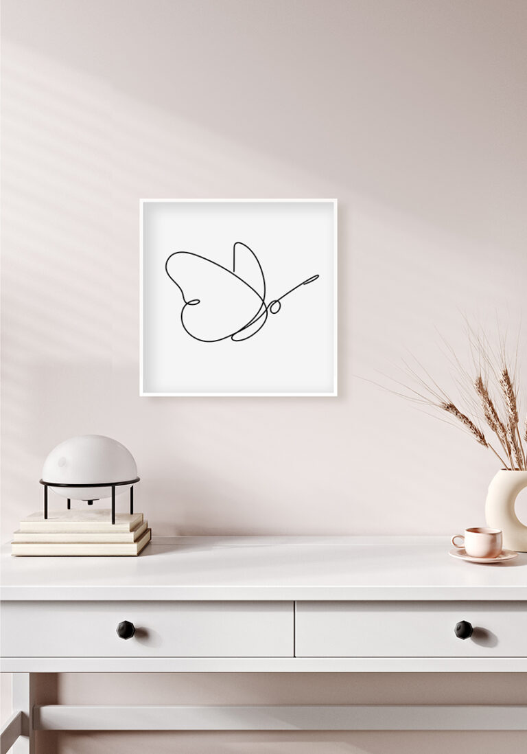 Minimalistisches Schmetterlingsmotiv in Linienstrichen