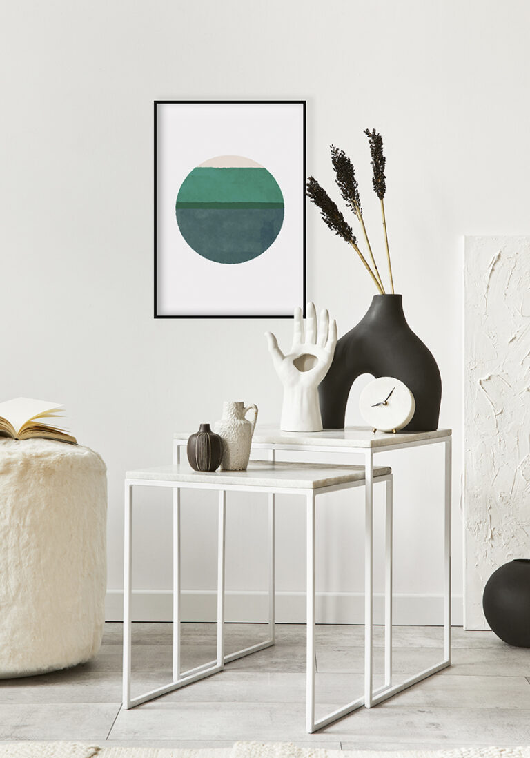 Grüner Aquarellkreis im minimalistischen Stil