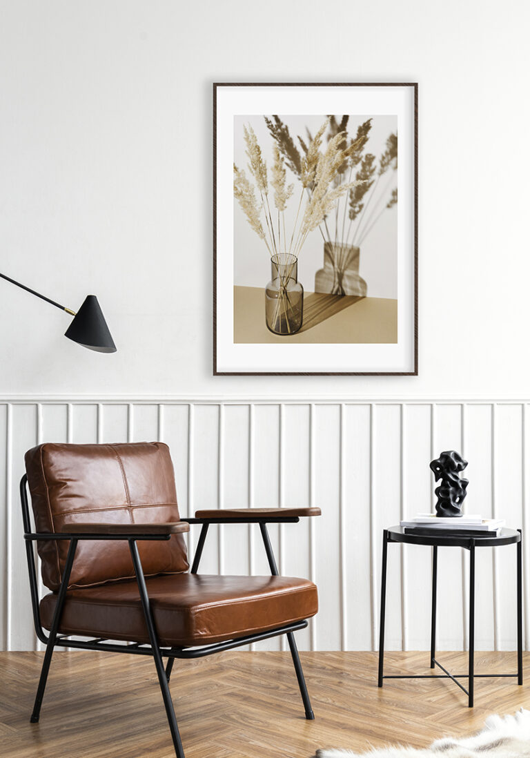 Minimalistische Glasvase mit Pampasgras