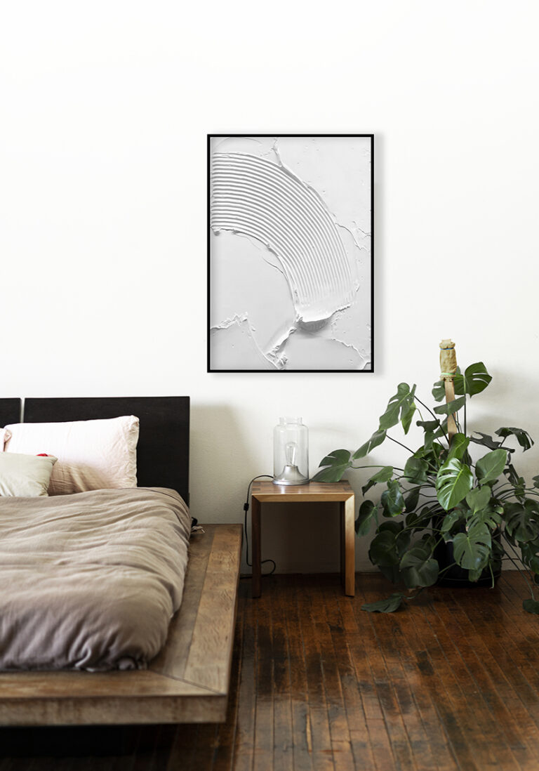 Minimalistisches abstraktes Werk mit weißer Struktur