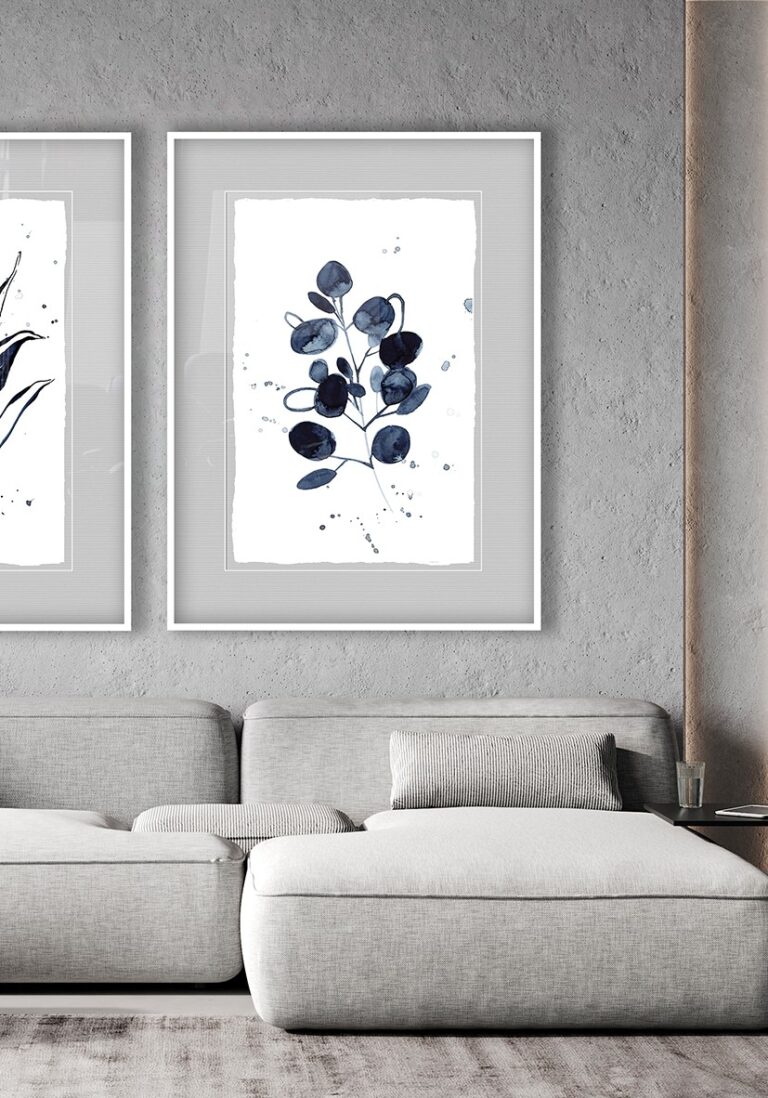 Botanische Tuschekunst mit blauen Blättern