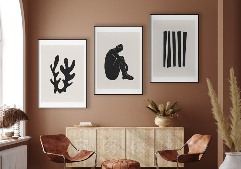 Minimalistische Kunst mit schwarzen Streifen