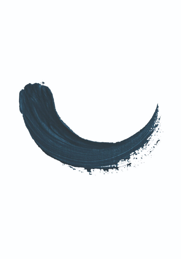 Marineblauer Pinselstrich auf weißem Grund