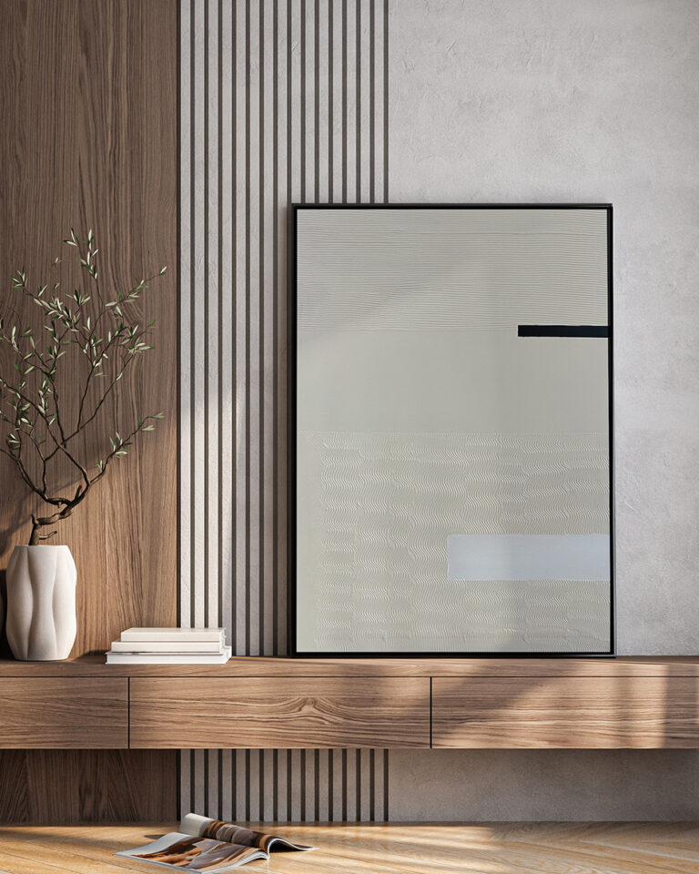 Raumansicht: minimalistische beige Leinwand mit gewellter Struktur und schwarzem Strich